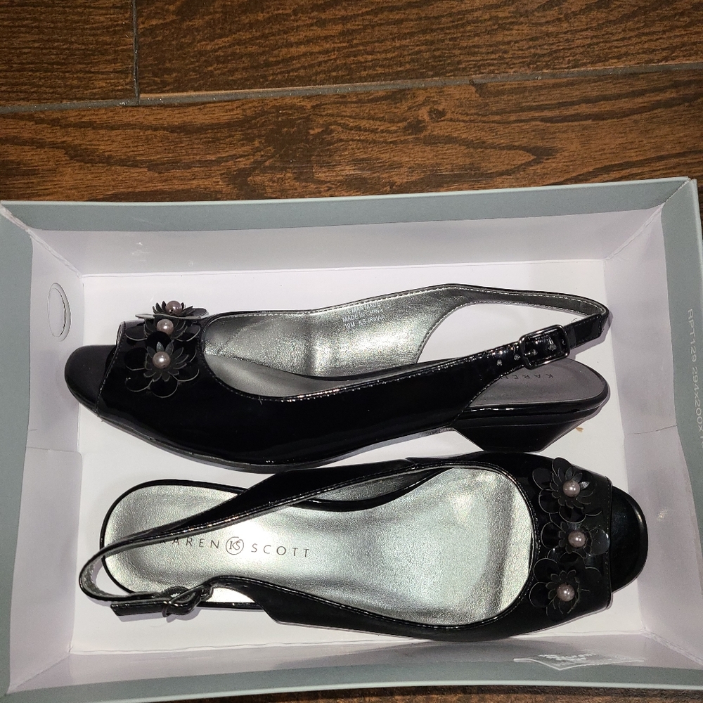 Formal shoes
